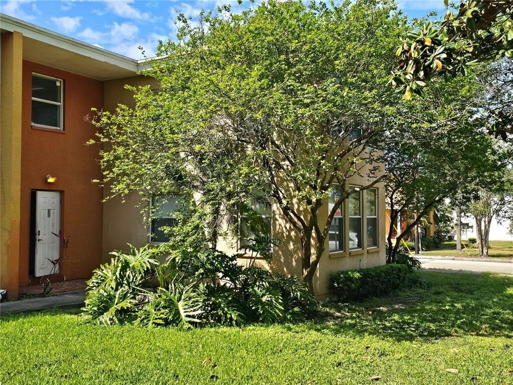 1365 Drew Street - Photo 14