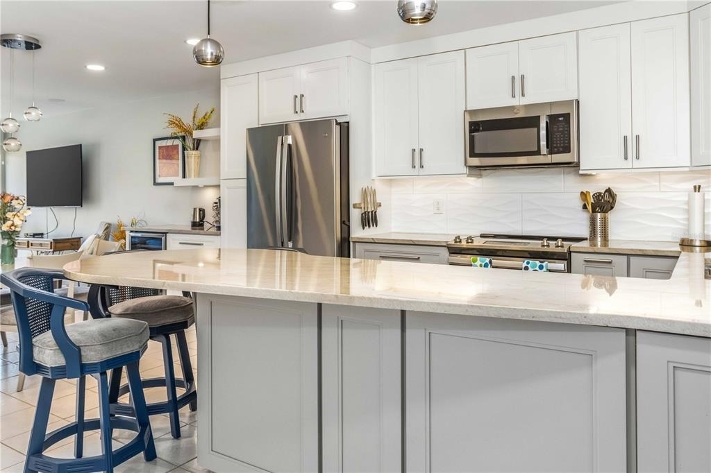 105 Island Way - Photo 12