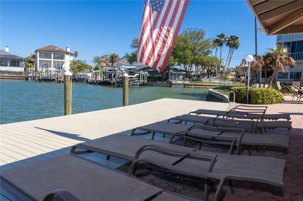 105 Island Way - Photo 41