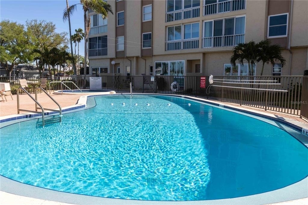105 Island Way - Photo 33