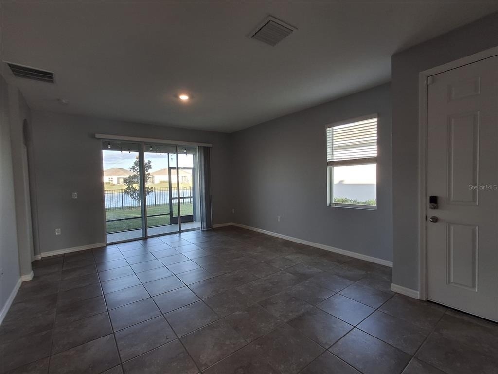 7891 Stonebrook Circle - Photo 8