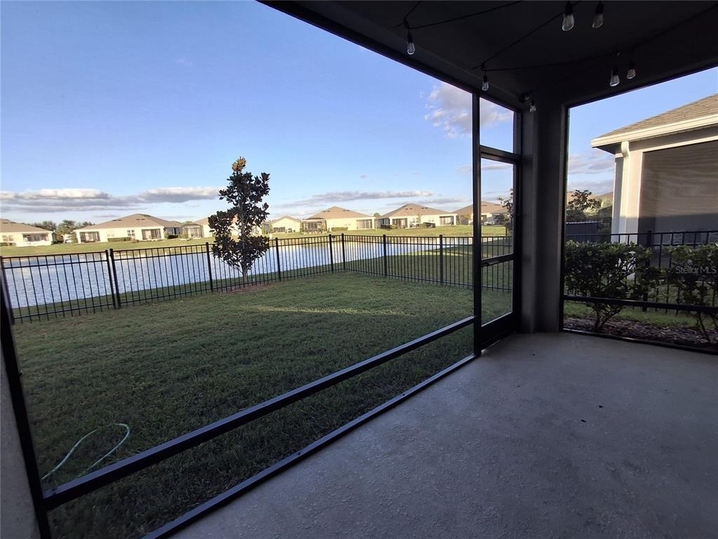 7891 Stonebrook Circle - Photo 14