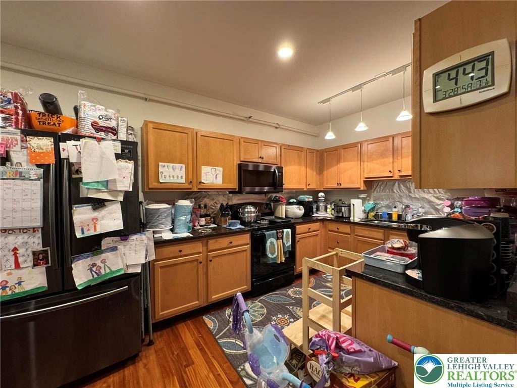 11 W 2nd Street - Photo 3