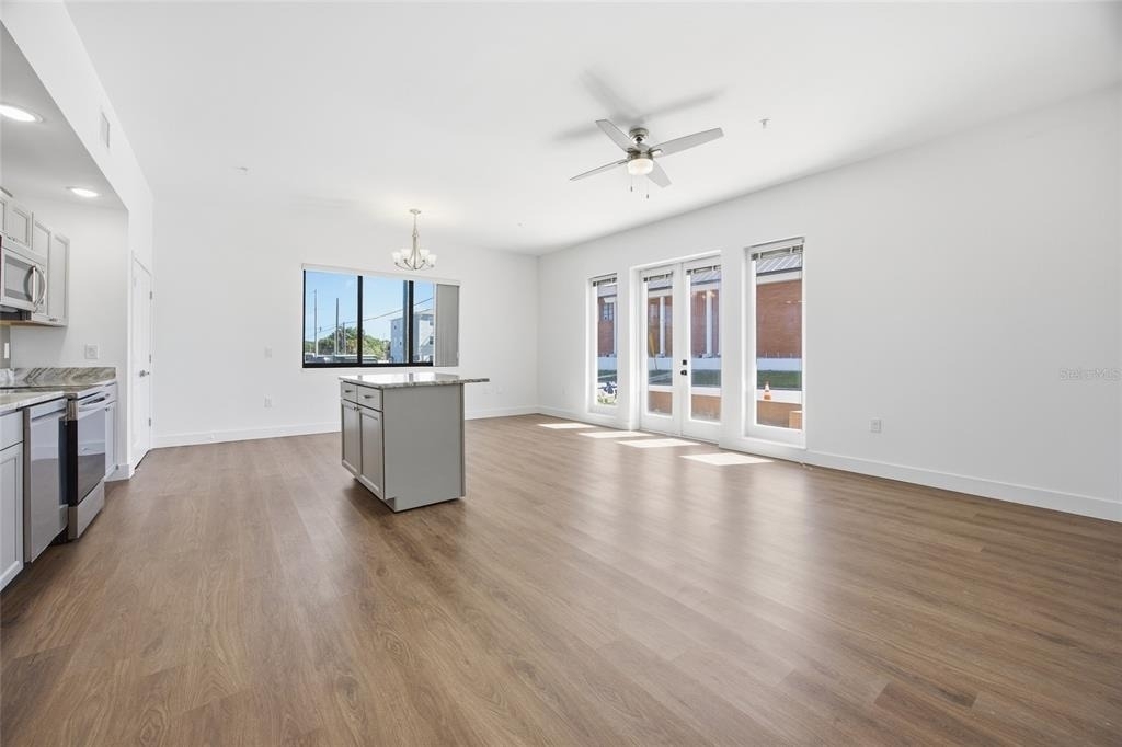 100 N Dewey Street - Photo 6