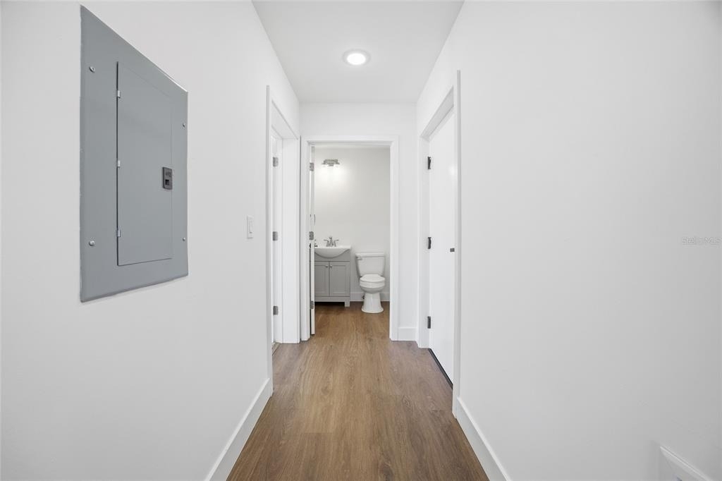 100 N Dewey Street - Photo 10
