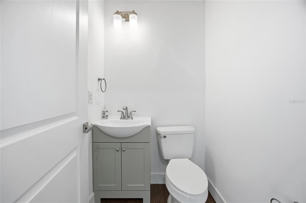 100 N Dewey Street - Photo 12