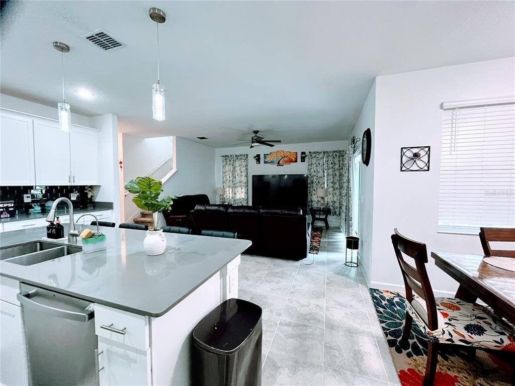 11498 Rhyme Avenue - Photo 5