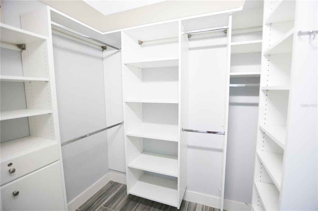 1350 Main Street - Photo 22