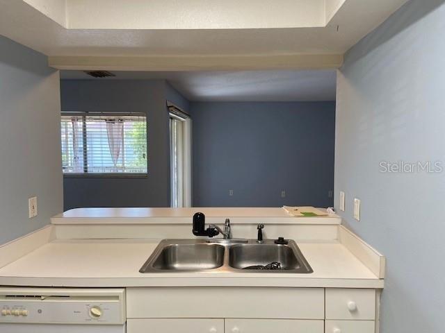2121 Wood Street - Photo 4