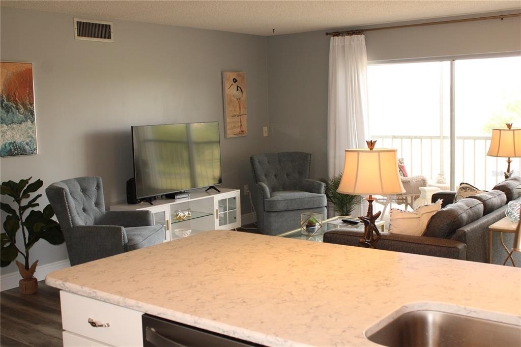 4240 Ironwood Circle - Photo 7
