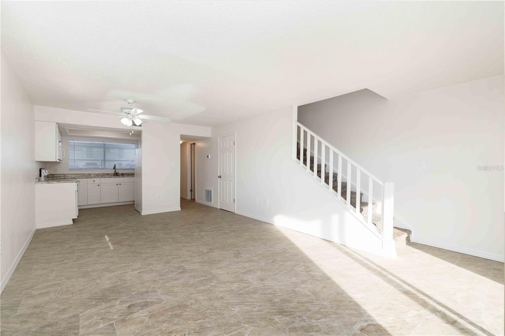 3569 Bee Ridge - Photo 8