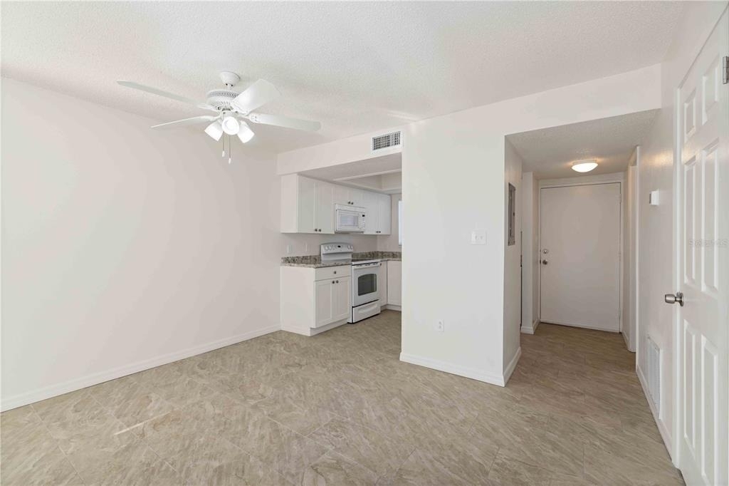 3569 Bee Ridge - Photo 7