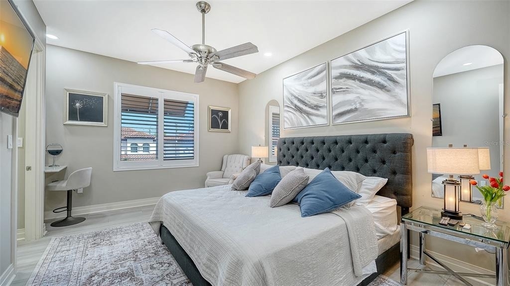 235 Cocoanut Avenue - Photo 16