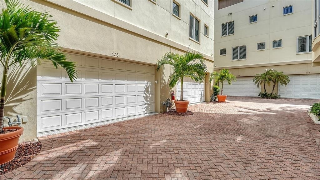235 Cocoanut Avenue - Photo 45