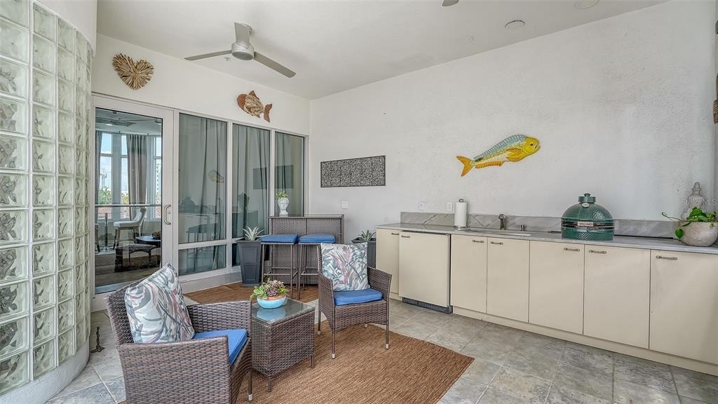 235 Cocoanut Avenue - Photo 40