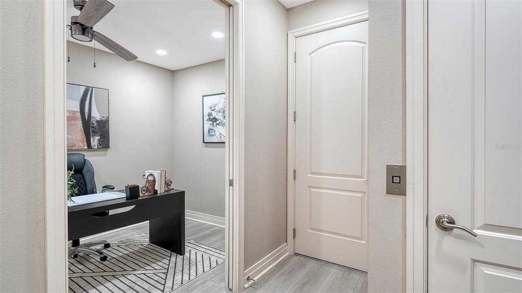 235 Cocoanut Avenue - Photo 33