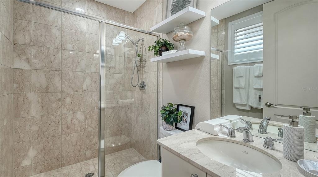235 Cocoanut Avenue - Photo 27