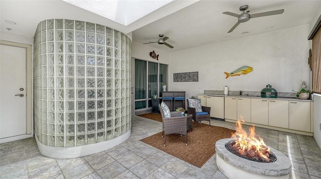 235 Cocoanut Avenue - Photo 41
