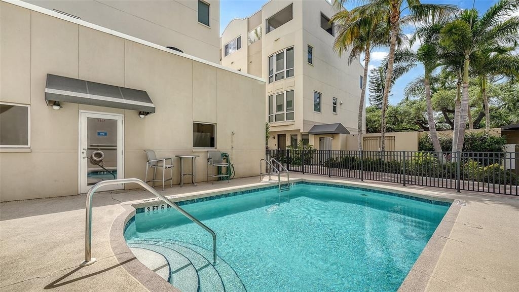 235 Cocoanut Avenue - Photo 50