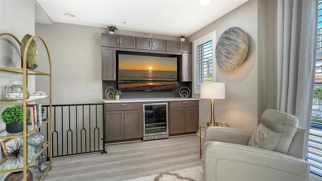 235 Cocoanut Avenue - Photo 6