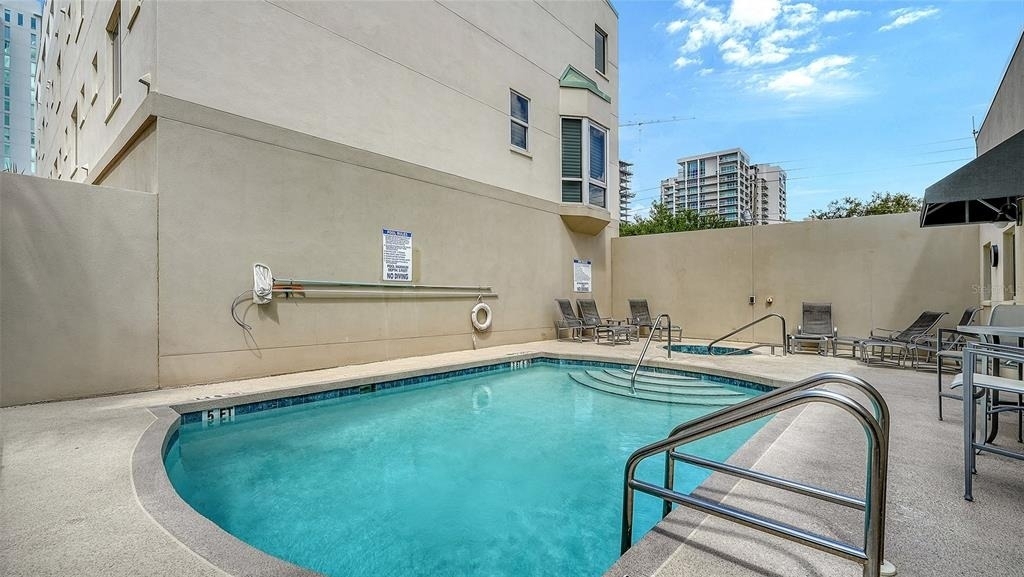 235 Cocoanut Avenue - Photo 49