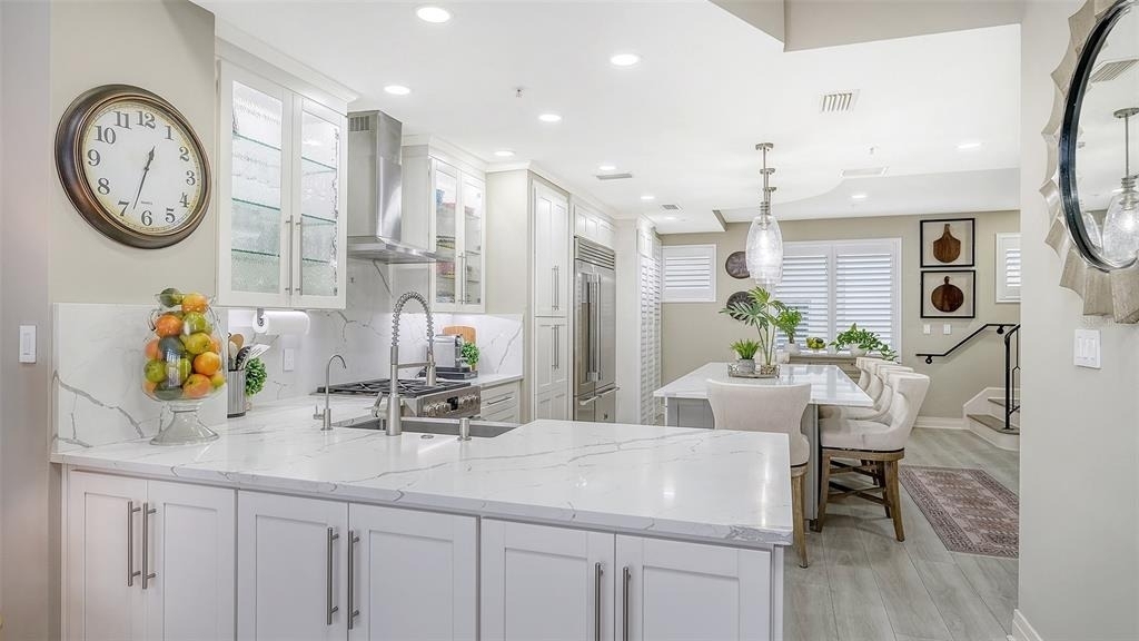 235 Cocoanut Avenue - Photo 8
