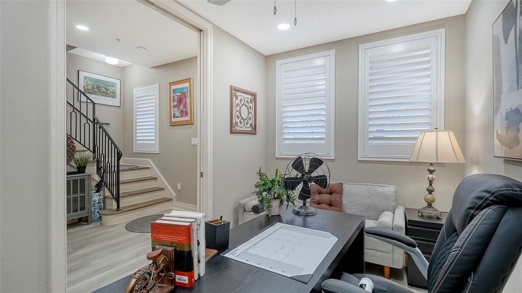 235 Cocoanut Avenue - Photo 35