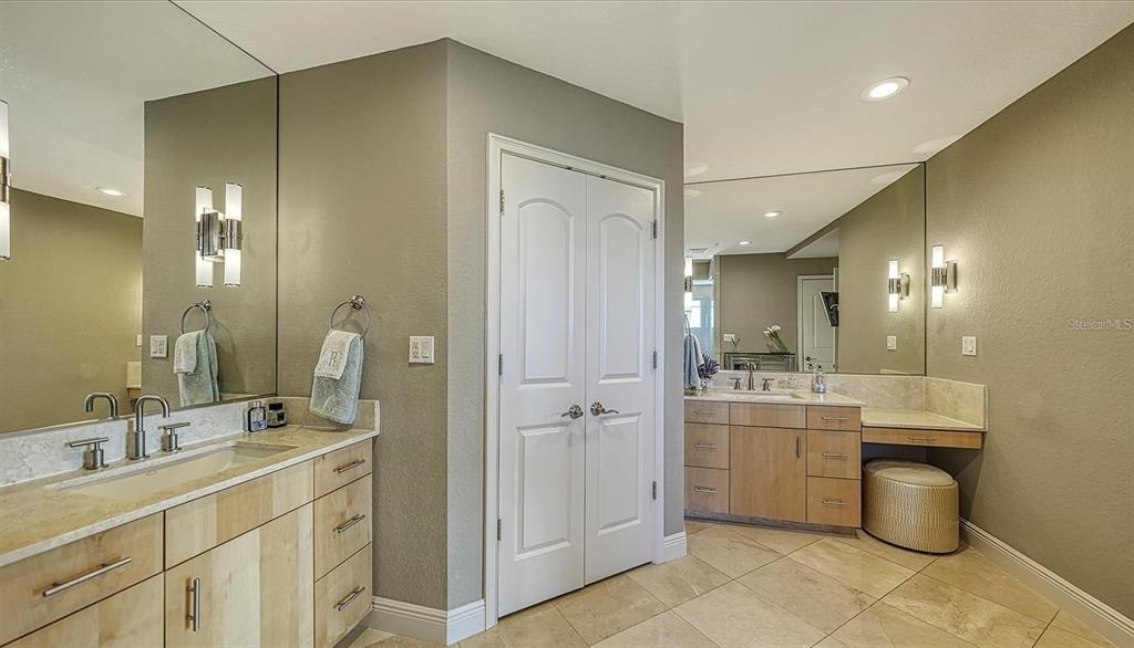 650 Golden Gate Point - Photo 25