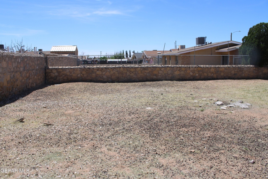 10736 Obsidian Street - Photo 21