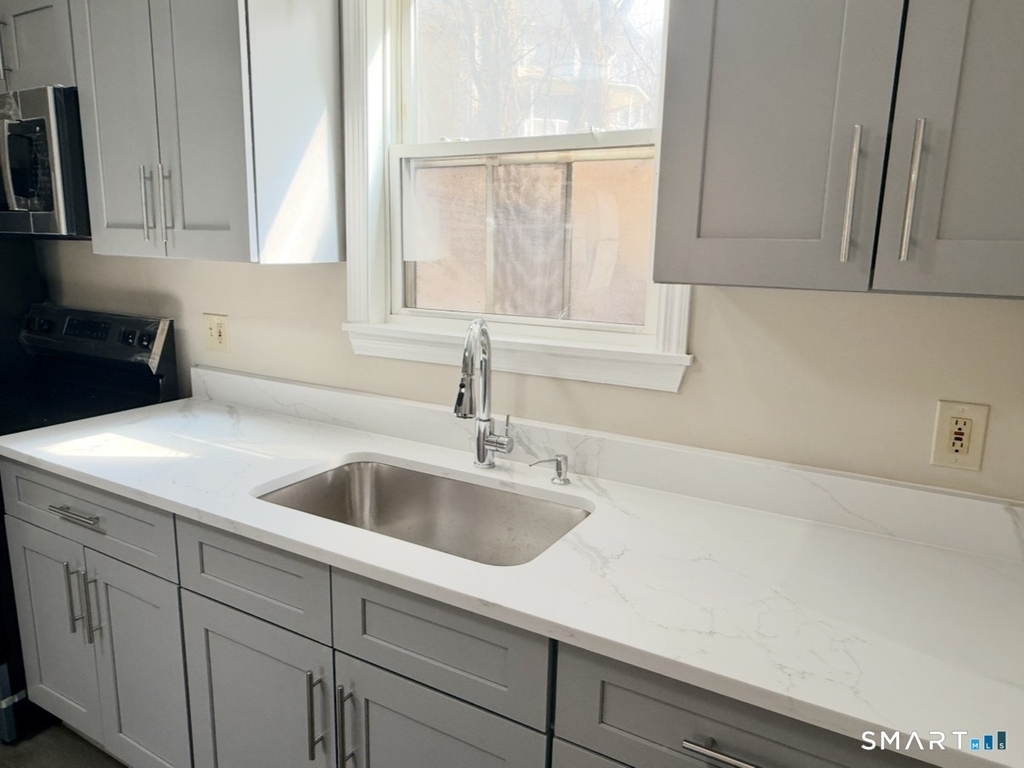 3-5-7 Maple Street - Photo 5