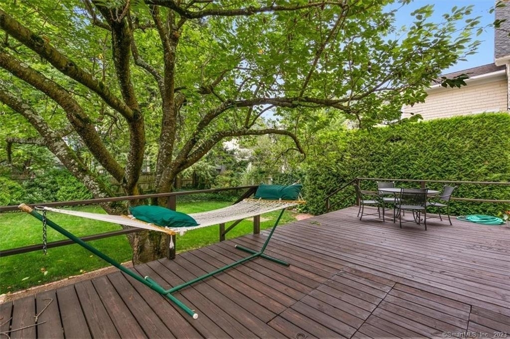 266 Everit Street - Photo 20