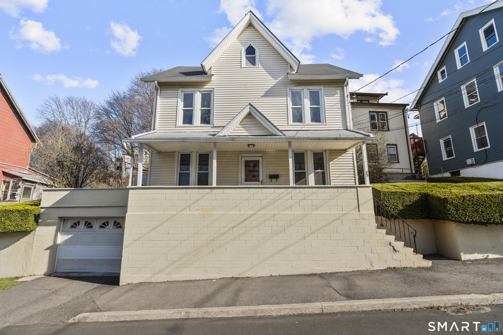 48 Anderson Street - Photo 0
