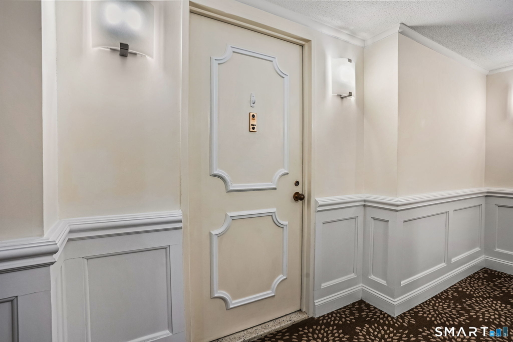 143 Hoyt Street - Photo 1