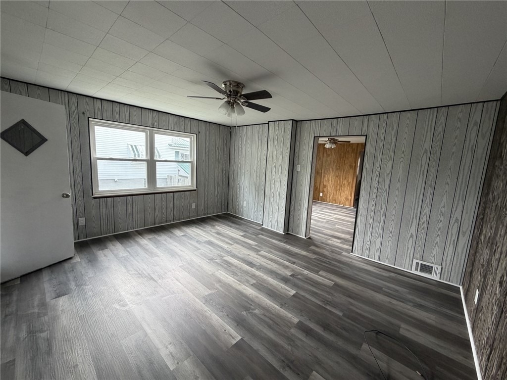 1154 Eisenhower Dr - Photo 5