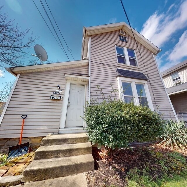 139 N Water Ave - Photo 0
