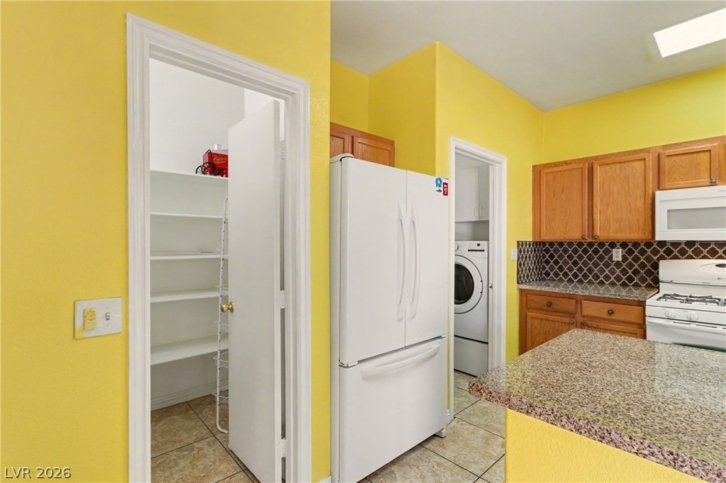 7929 Dana Maple Court - Photo 18