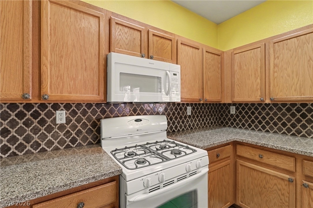 7929 Dana Maple Court - Photo 16