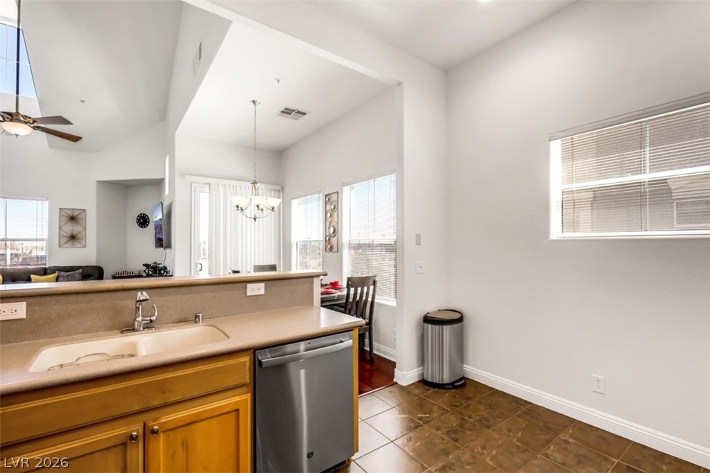 8777 W Maule Avenue - Photo 8