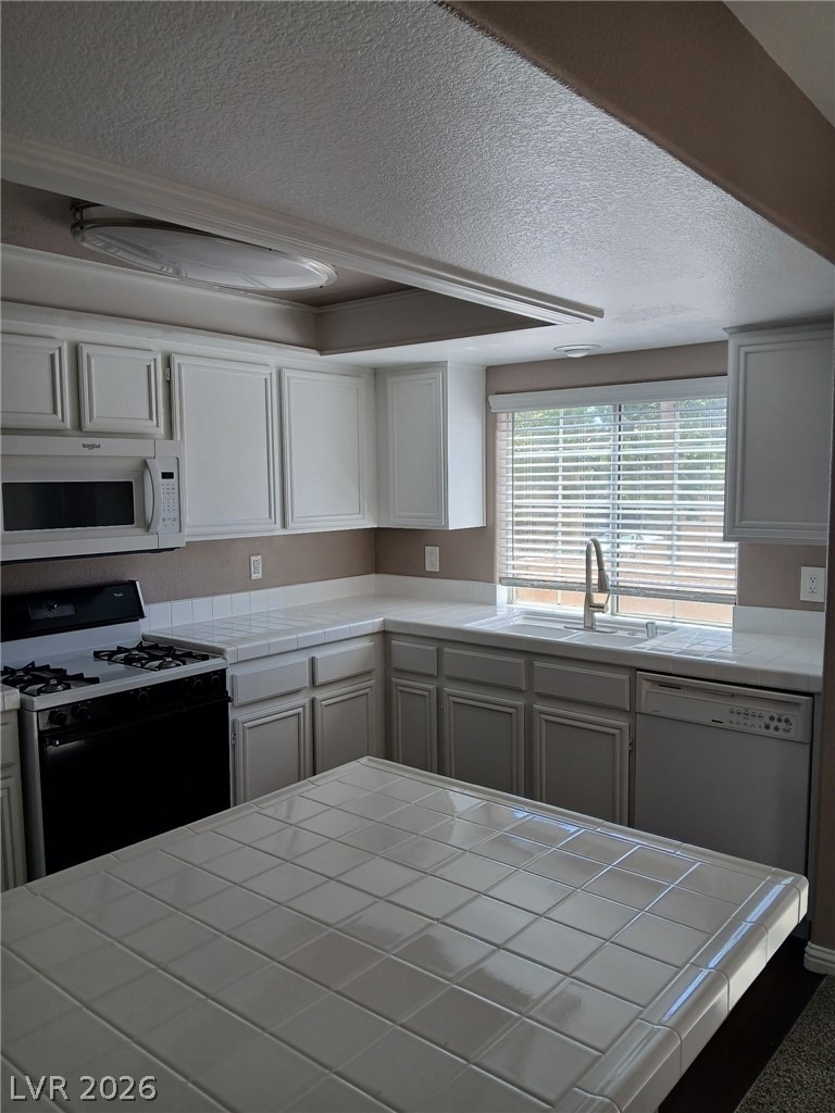 1851 Hillpointe Road - Photo 2