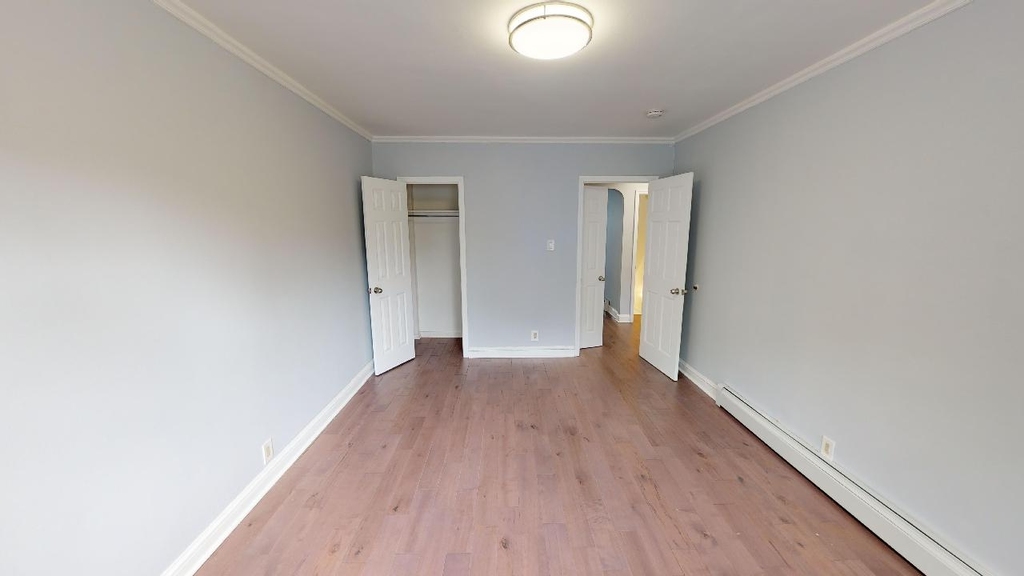 67-12 Juno Street - Photo 7