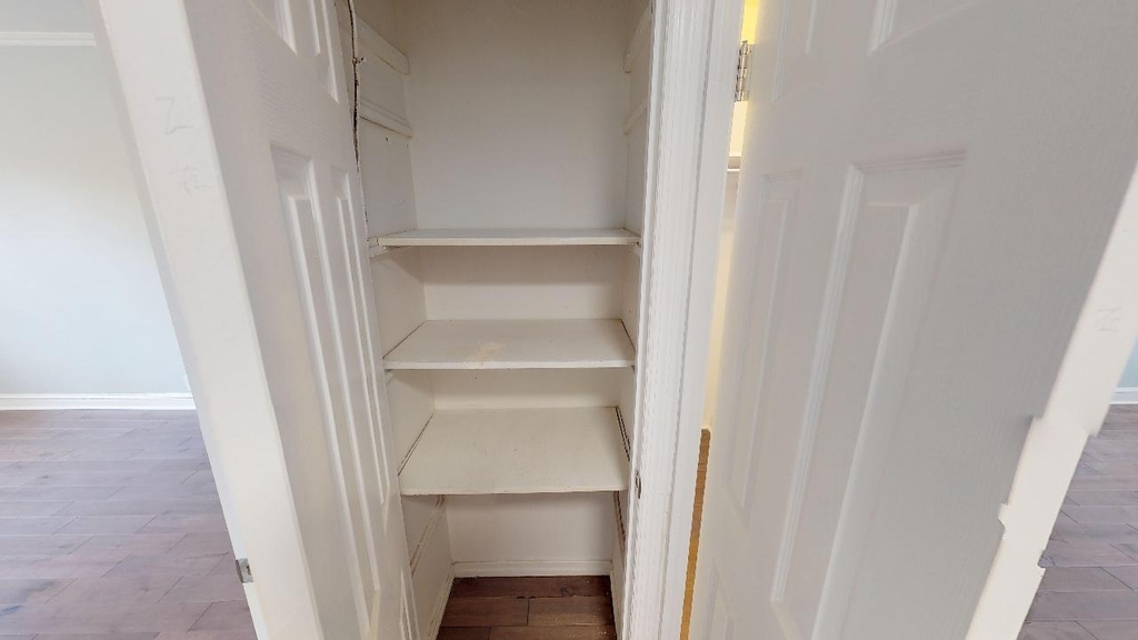 67-12 Juno Street - Photo 11