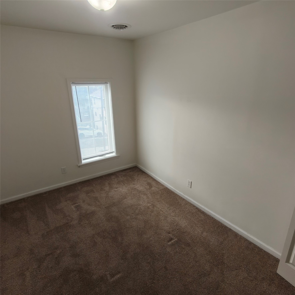 145 Floral Avenue - Photo 8