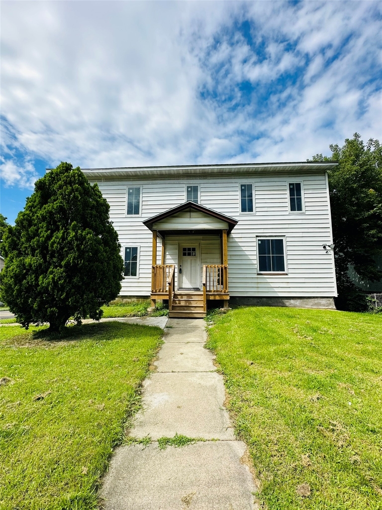 145 Floral Avenue - Photo 0