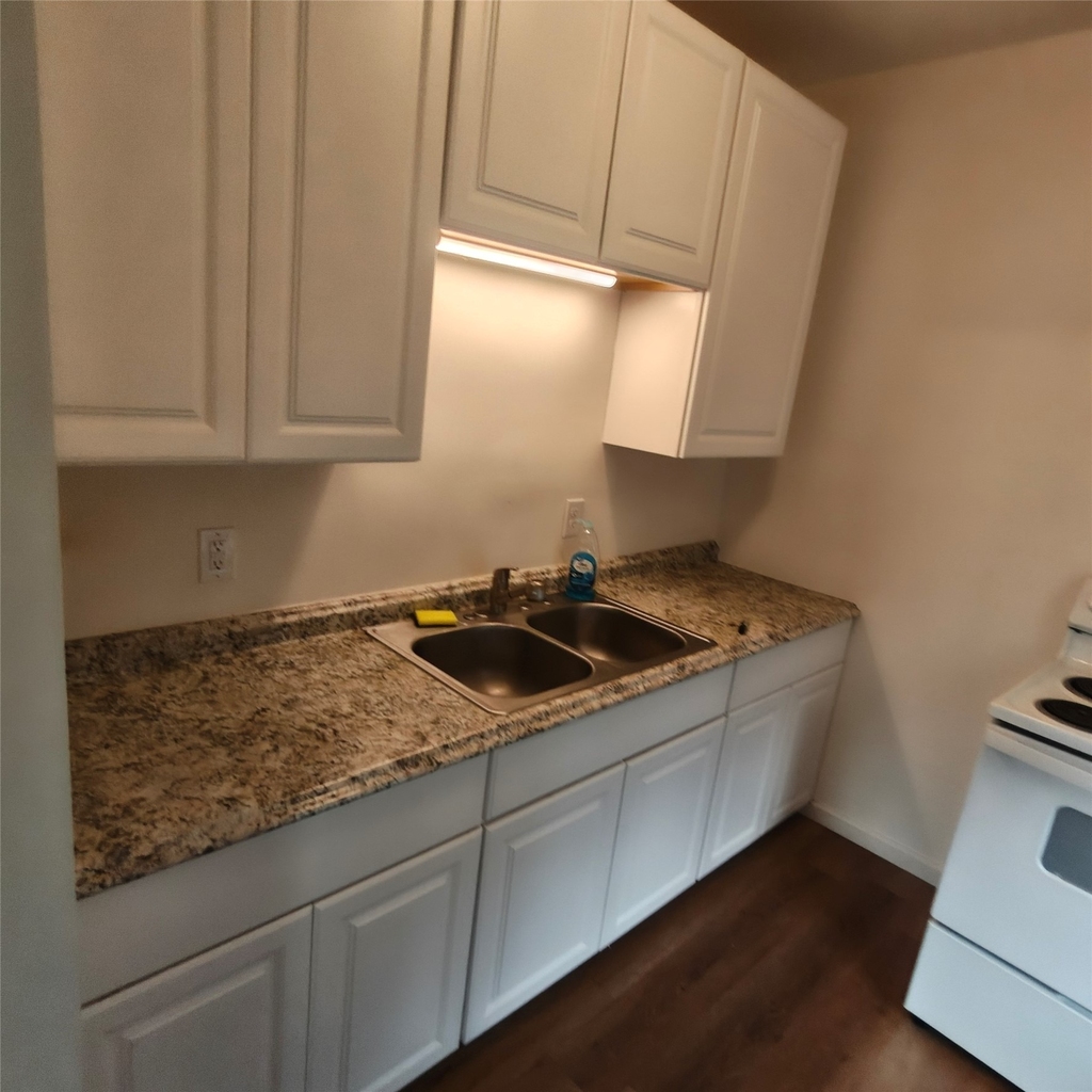 145 Floral Avenue - Photo 14