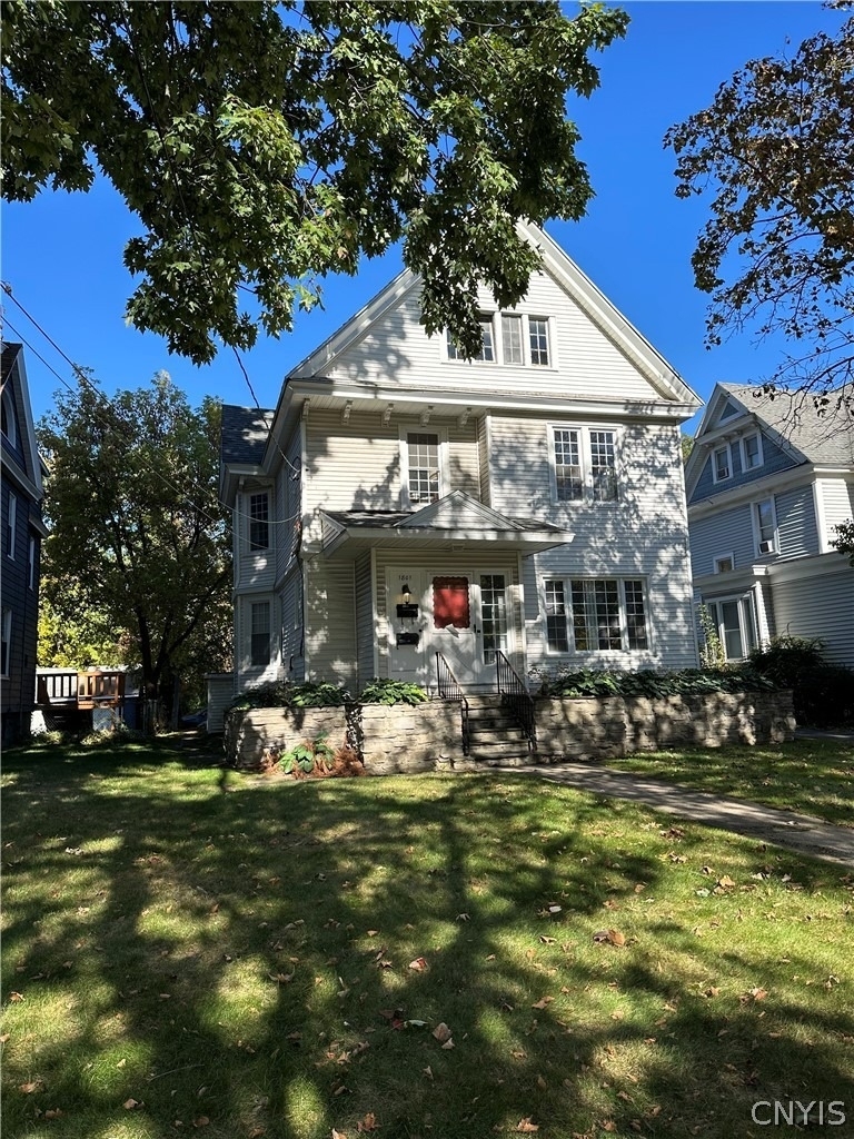 1801 James Street - Photo 1