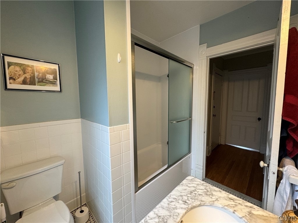 1801 James Street - Photo 12