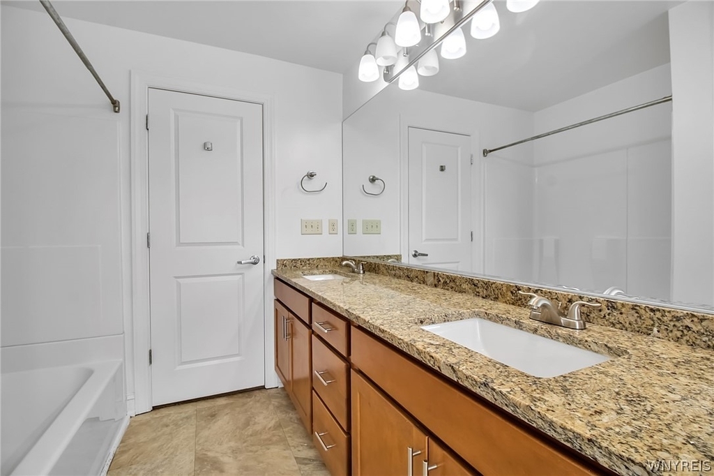5849 Broadway Street - Photo 19