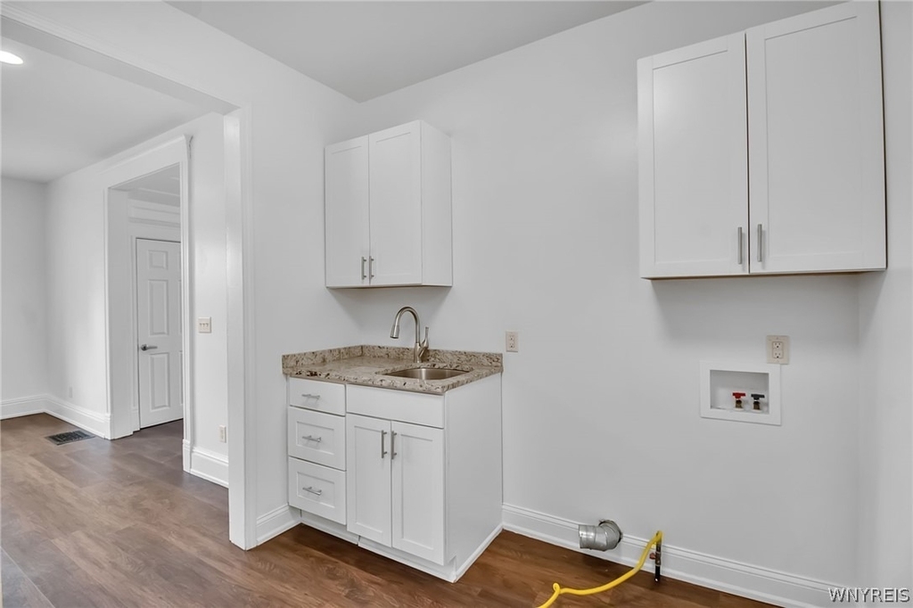 5849 Broadway Street - Photo 9