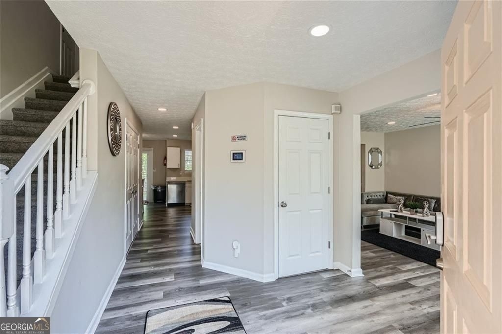 3370 Flagstone Trace - Photo 3