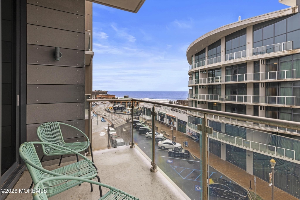 15 Morris Avenue - Photo 12